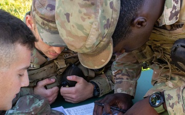 3-126 Infantry Practices Land Navigation