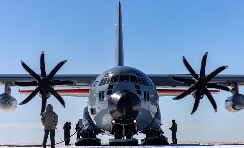 LC-130 Hercules sits at Summit Station