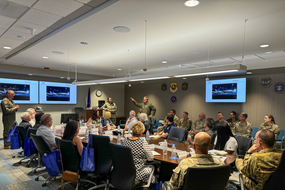 AFRC engages civic leaders to help tell the Reserve story