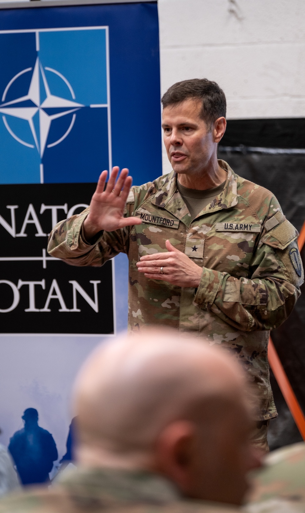 Mississippi Adjutant General visits deployed 3-star NATO element