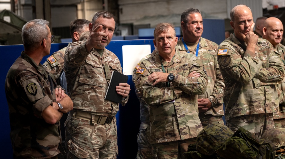 Mississippi Adjutant General visits deployed 3-star NATO element