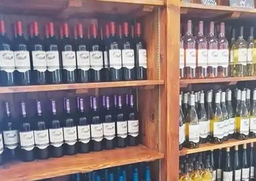 Dry Comal Creek Vineyards provides perfect combo of tunes, tastes