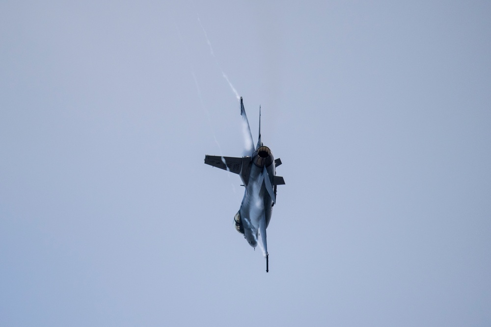 PACAF F-16 Demo Team participates in Arctic Thunder Open House