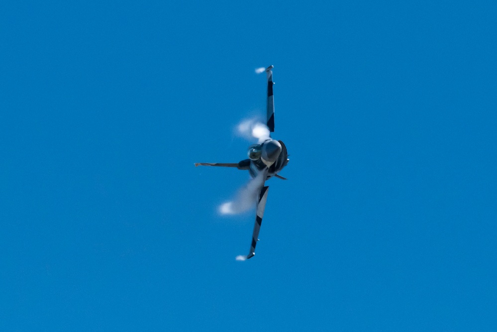 PACAF F-16 Demo Team participates in Arctic Thunder Open House