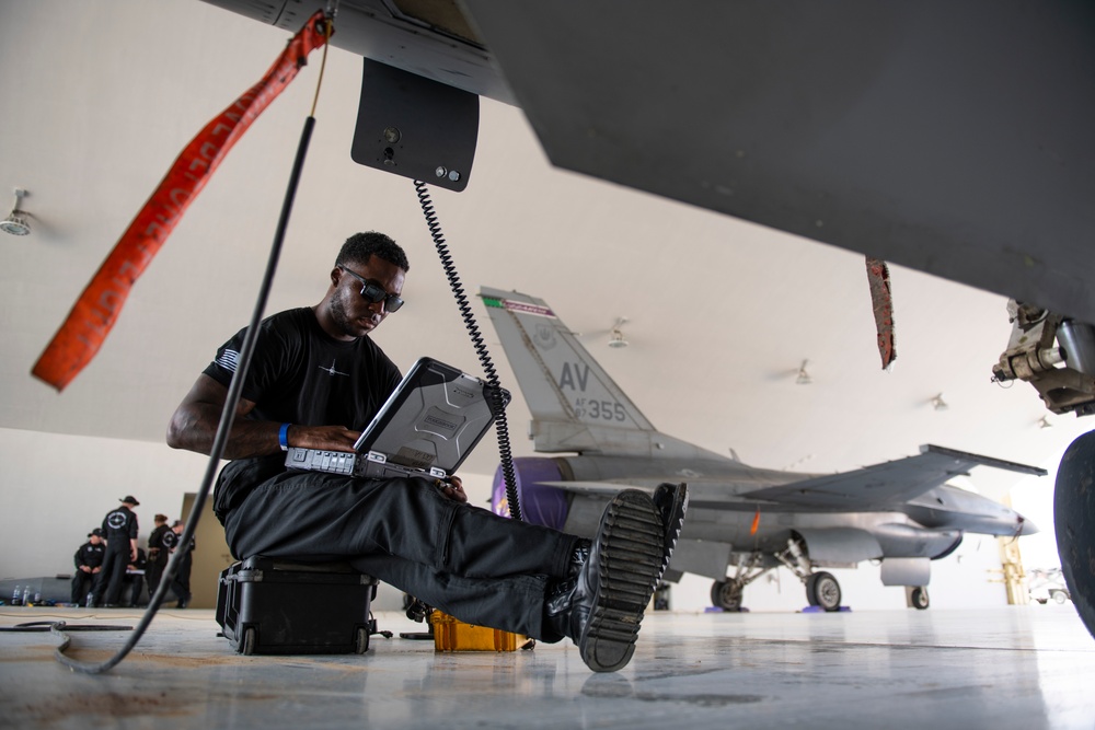 U.S. Air Force aircraft arrive for first Egypt International Airshow