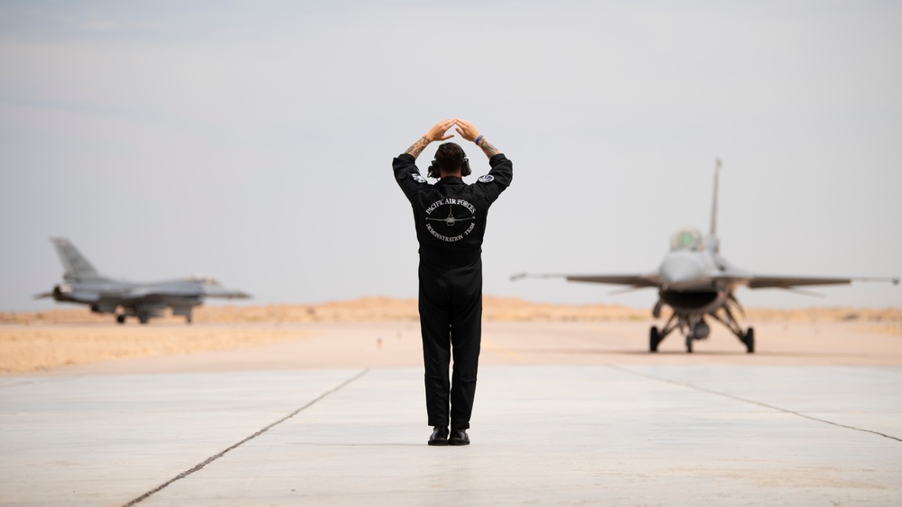U.S. Air Force aircraft arrive for first Egypt International Airshow