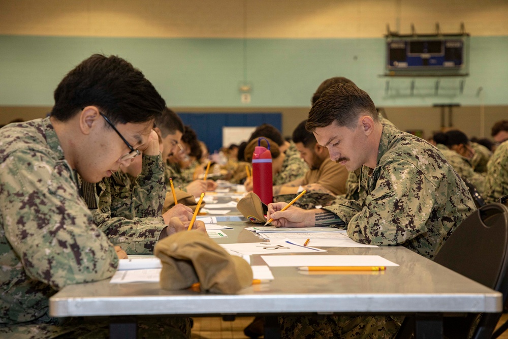 Hampton Roads Sailors take E-5 Navy-Wide Advancement Exam