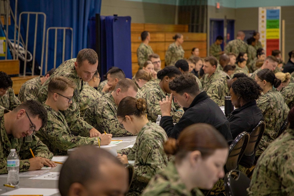 Hampton Roads Sailors take E-5 Navy-Wide Advancement Exam