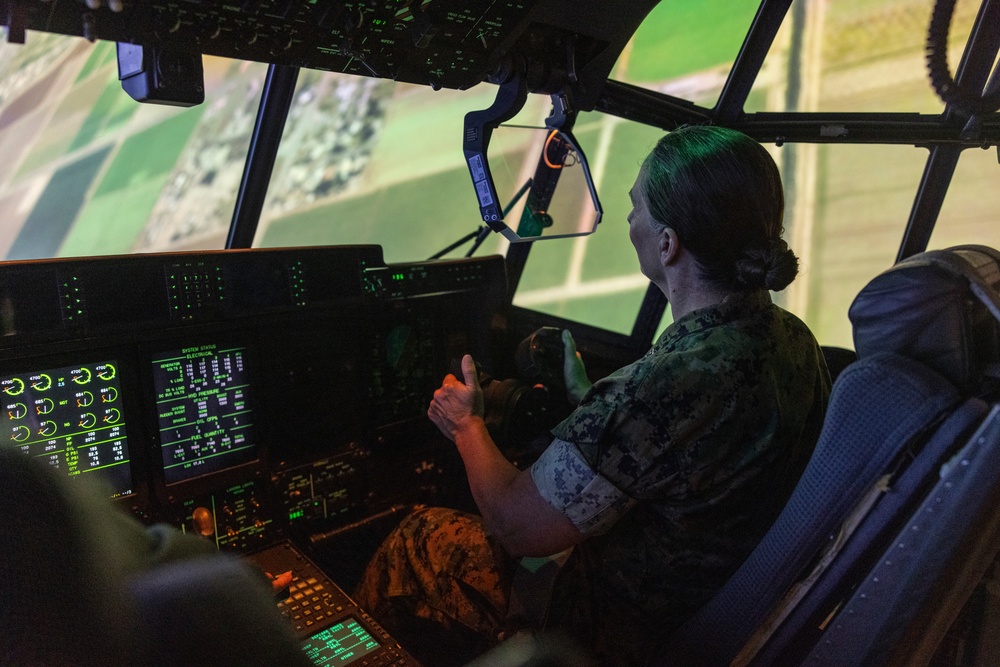 Lt. Gen. Bobbi Shea visits 2nd Marine Aircraft Wing