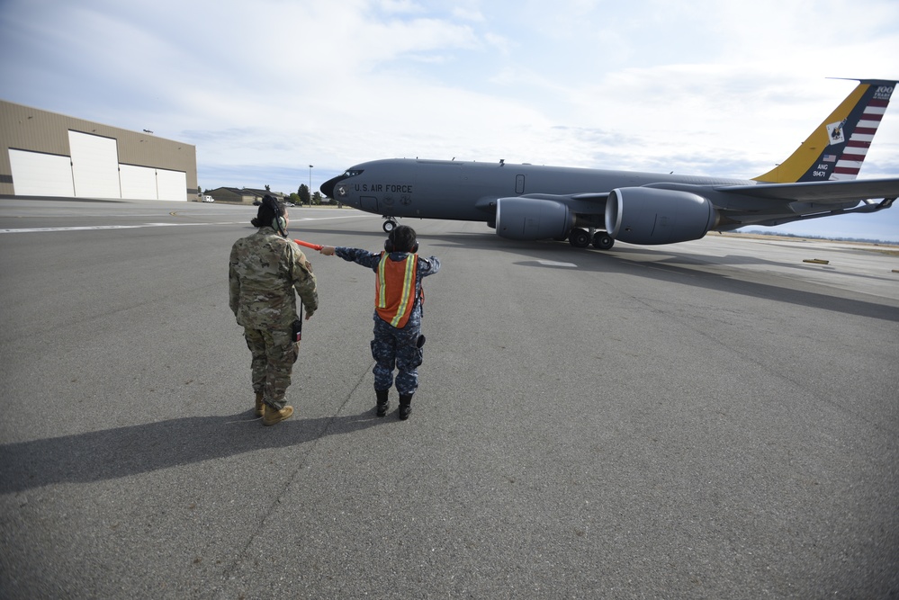 Washington Air National Guard hosts historic leadership engagement for female Royal Thai Air Force officers