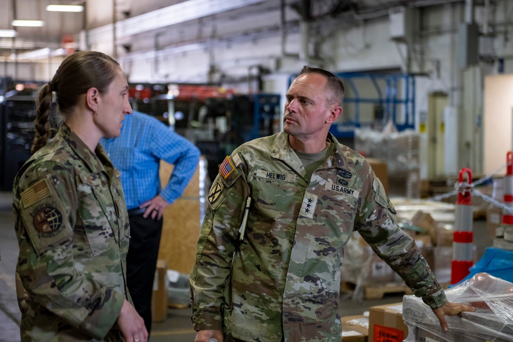 TRANSCOM deputy commander visits Travis