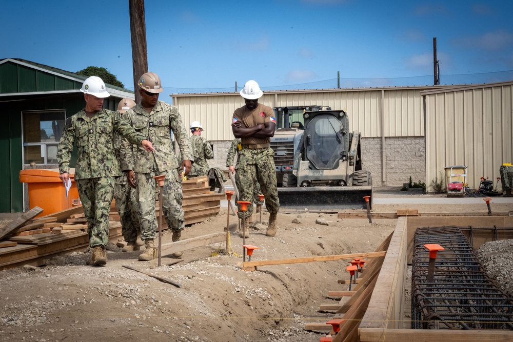 3rd Fleet Master Chief visits NMCB-3