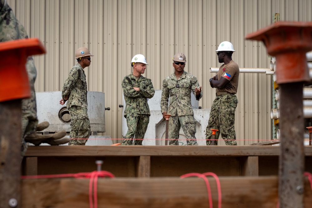 3rd Fleet Master Chief visits NMCB-3