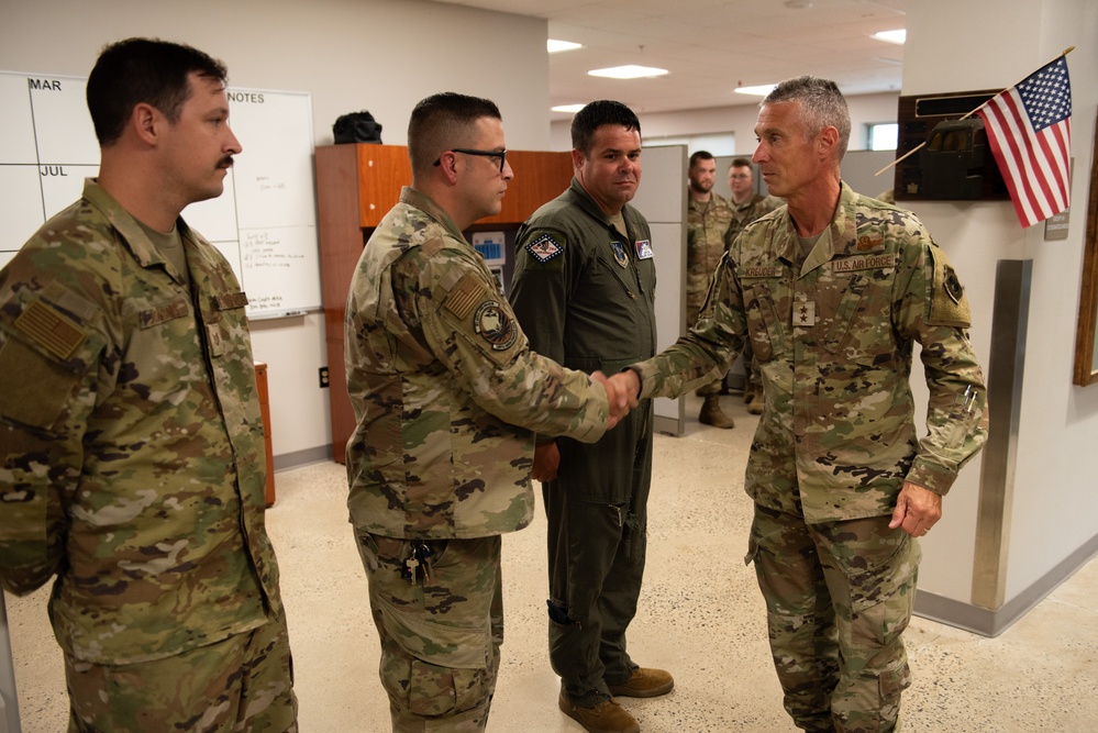 19th Air Force Commander Visits 189th AW