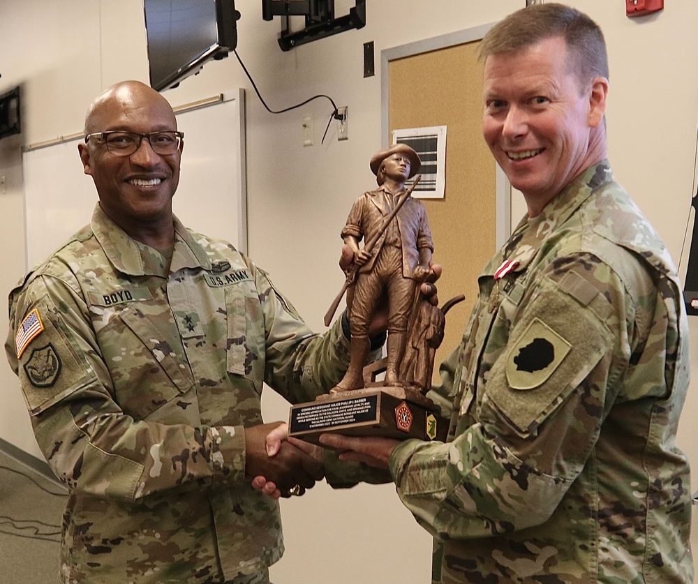 Illinois Army National Guard Command Sergeant Major Honored for Service as State's Top Army NCO