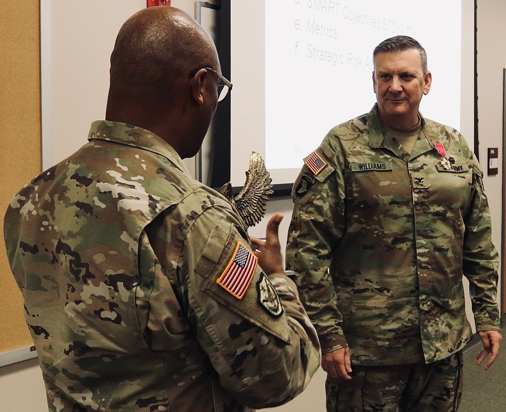 New Commander of the Illinois Army National Guard Honored for Service as Chief of Staff