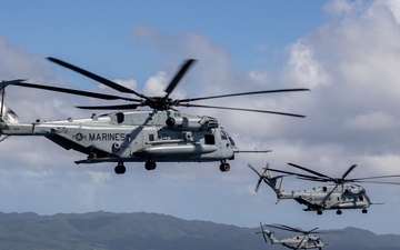 HMH-361 departs for exercise Fuji Viper