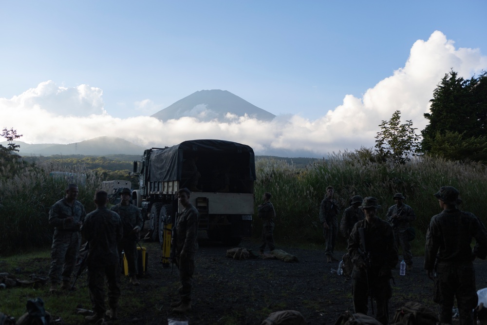 Marines train aviation ground support operations at Camp Fuji