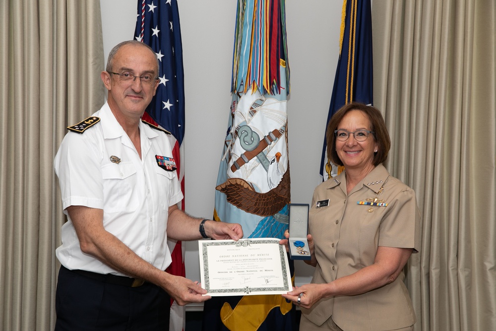CNO Meets with Head of French Navy