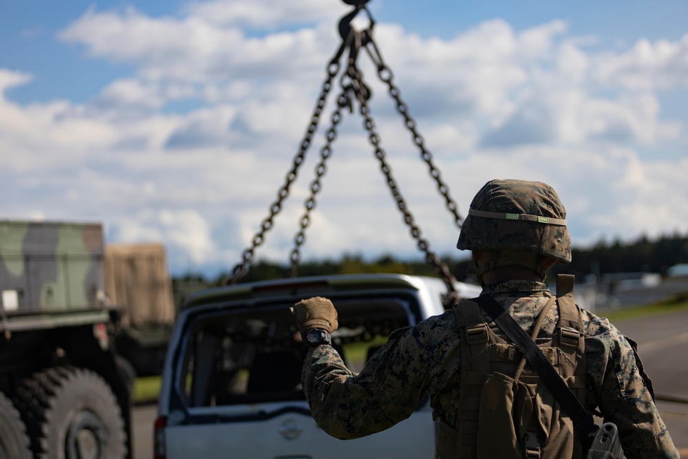 Marines train aviation ground support operations at Camp Fuji