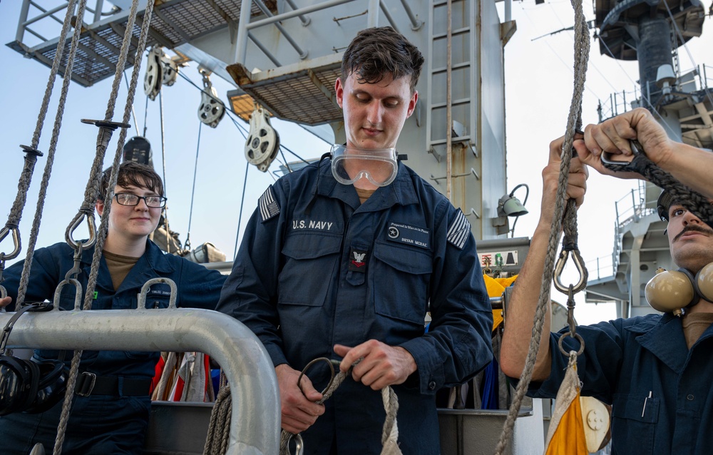 USS America (LHA 6) Conducts EMCON Exercise