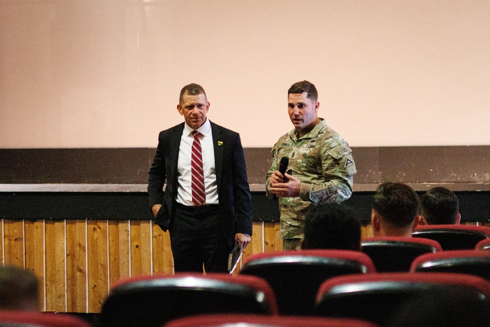 SMA(R) Grinston Visits 7ATC