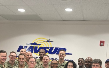 DLA Distribution commander visits NAVSUP FLCJ