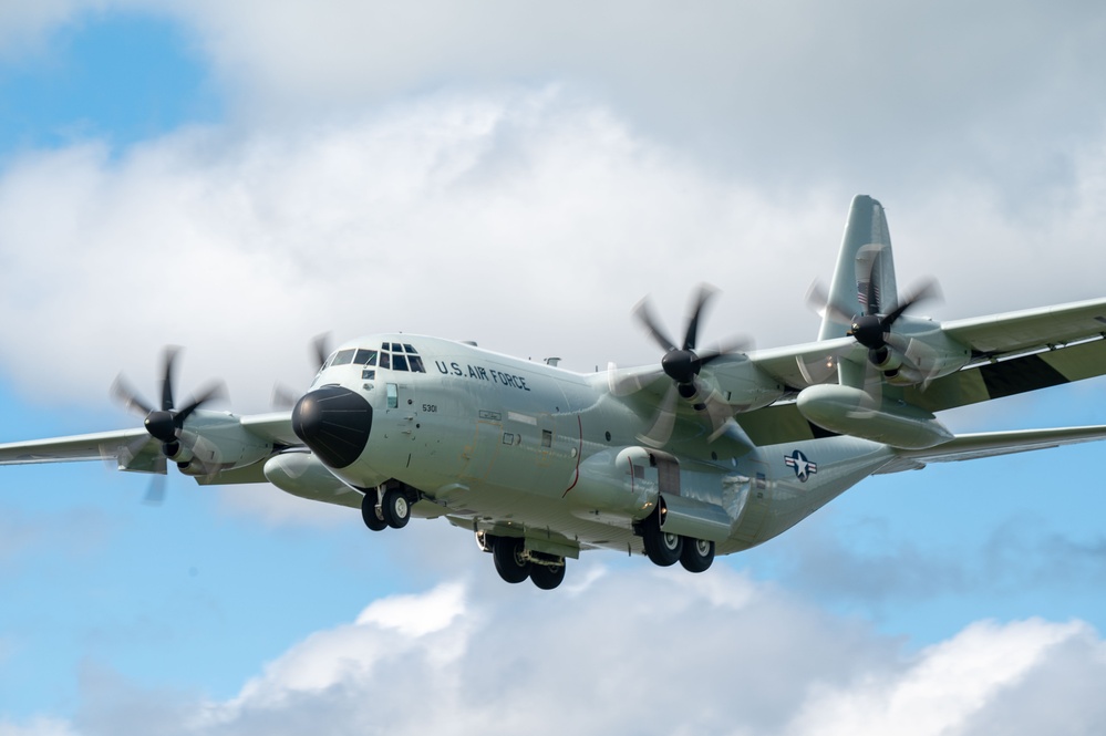 Hurricane Hunters return after flying Francine