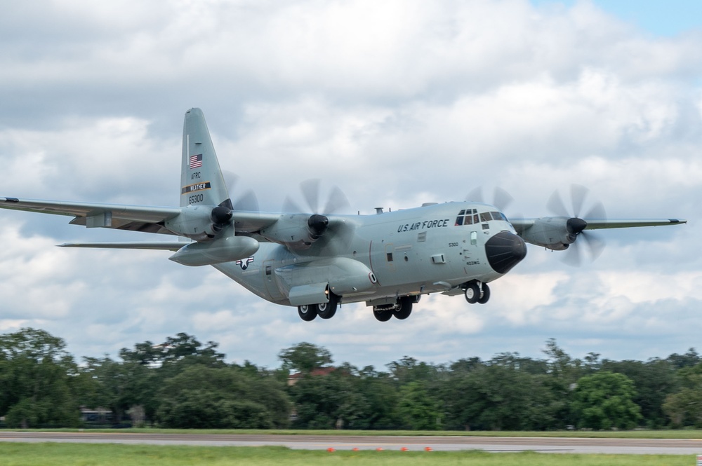 Hurricane Hunters return after flying Francine