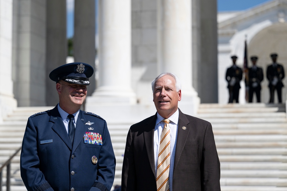 Chief of the Royal Malaysian Air Force Gen. Tan Sri Dato’ Sri Mohd Asghar Khan bin Goriman Khan Participates in an Air Force Full Honors Wreath-Laying Ceremony at the Tomb of the Unknown Soldier