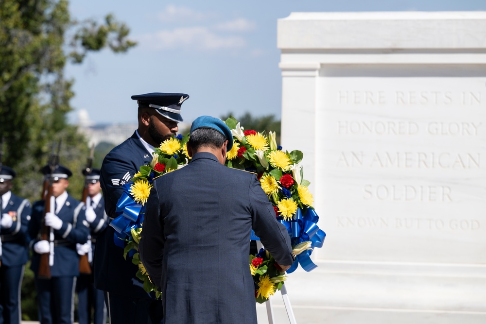 Chief of the Royal Malaysian Air Force Gen. Tan Sri Dato’ Sri Mohd Asghar Khan bin Goriman Khan Participates in an Air Force Full Honors Wreath-Laying Ceremony at the Tomb of the Unknown Soldier