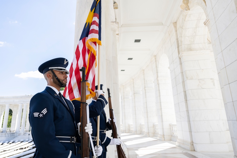 Chief of the Royal Malaysian Air Force Gen. Tan Sri Dato’ Sri Mohd Asghar Khan bin Goriman Khan Participates in an Air Force Full Honors Wreath-Laying Ceremony at the Tomb of the Unknown Soldier