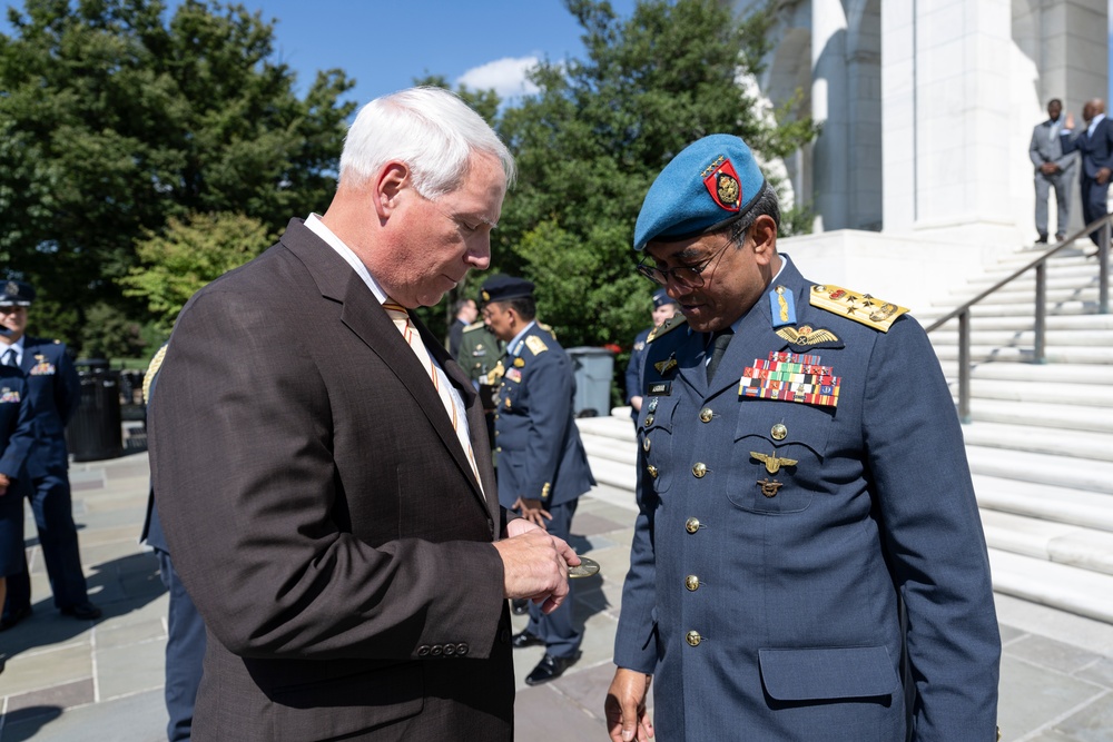 Chief of the Royal Malaysian Air Force Gen. Tan Sri Dato’ Sri Mohd Asghar Khan bin Goriman Khan Participates in an Air Force Full Honors Wreath-Laying Ceremony at the Tomb of the Unknown Soldier