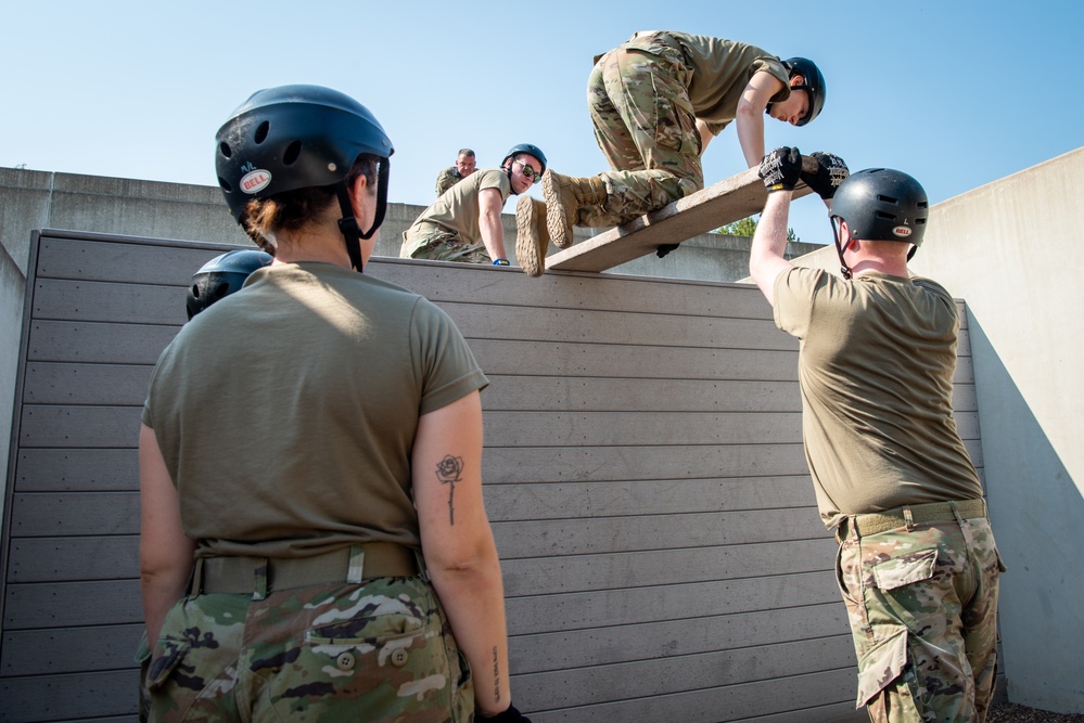 Junior Enlisted Orientation Program Cultivates Camaraderie among Airmen