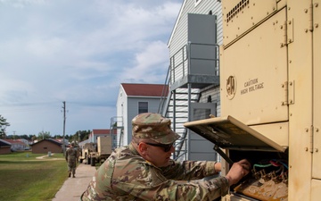 91Z Instructs Soldiers How to Set-Up 15Kw Disel Generator