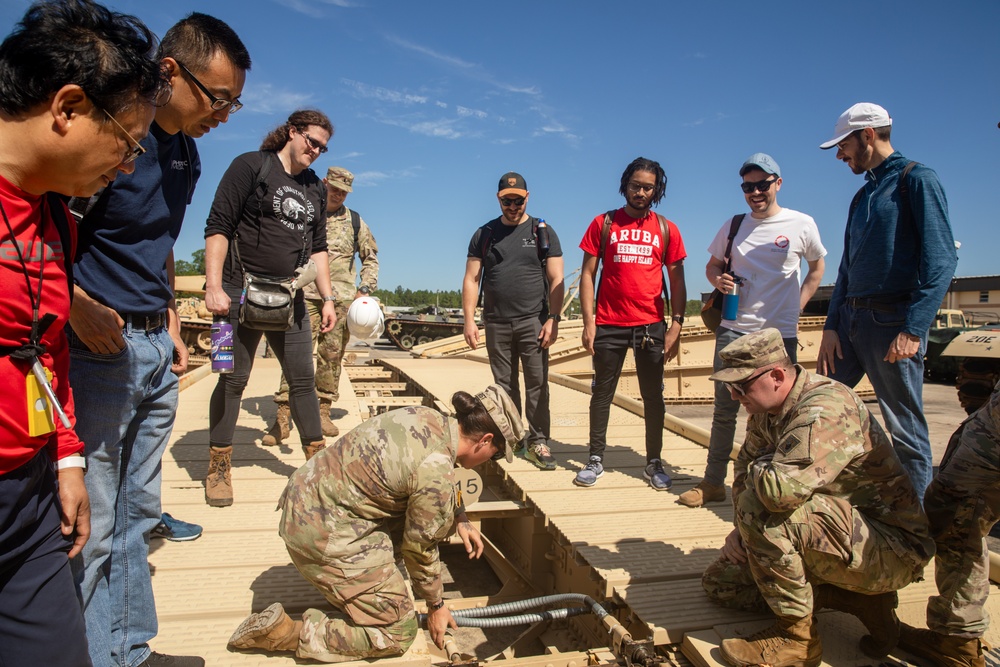 Army Research Laboratory visits Marne Innovation Center for greening course