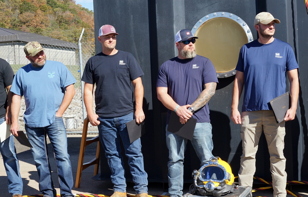 USACE Dive Team trains at Winfield Locks and Dam