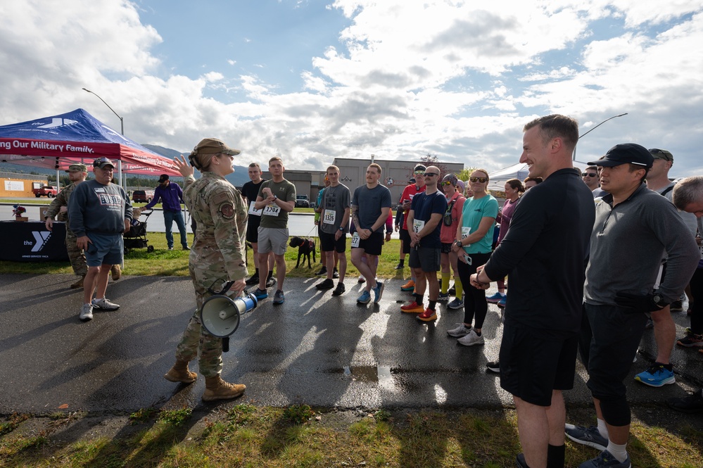 JBER Mental Health hosts Light Up JBER 12K