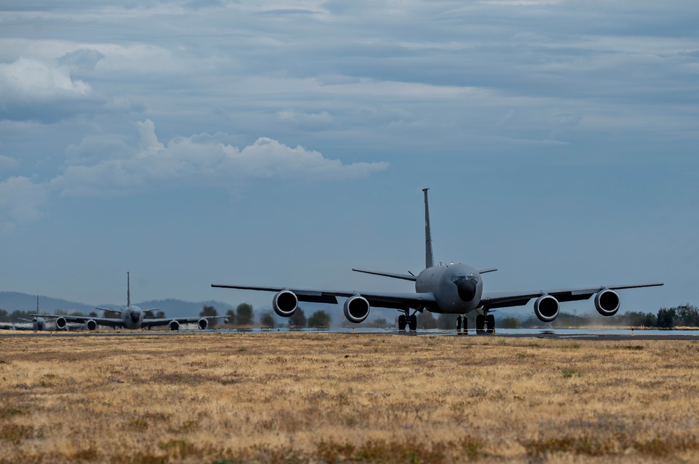 92nd Air Refueling Wing completes Titan Fury 24-7, validating rapid global mobility capabilities
