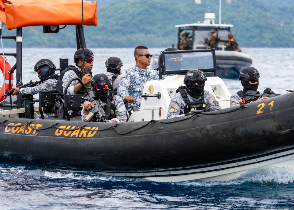 Tempest Wind 24 | Philippines, U.S. maritime interdiction operation training