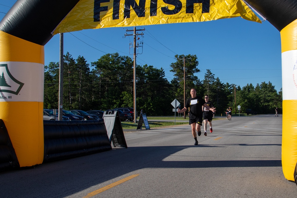 Soldier Crosses Finish Line at Army Birthday Run