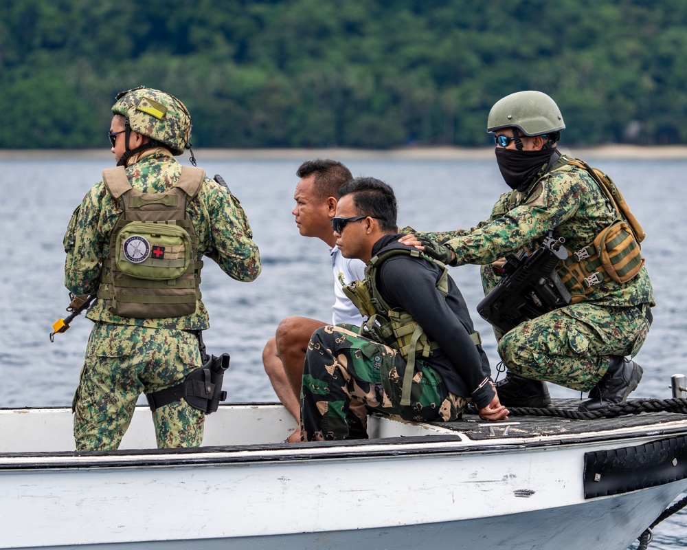 Tempest Wind 24 | Philippines, U.S. maritime interdiction operation training