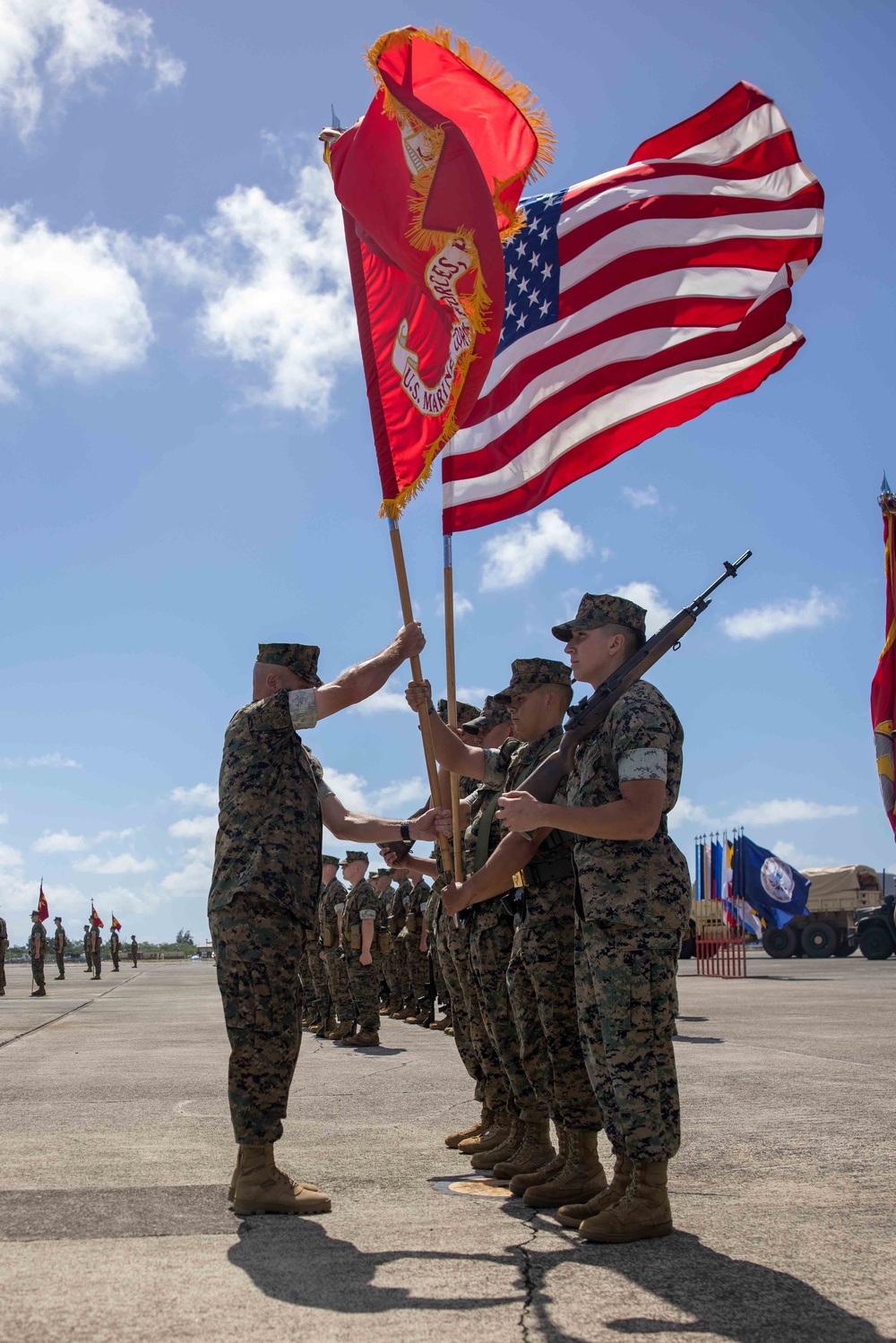 DVIDS - Images - MARFORPAC Change of Command [Image 3 of 6]