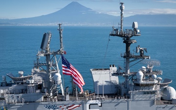 USS America (LHA 6) Conducts Group Photo