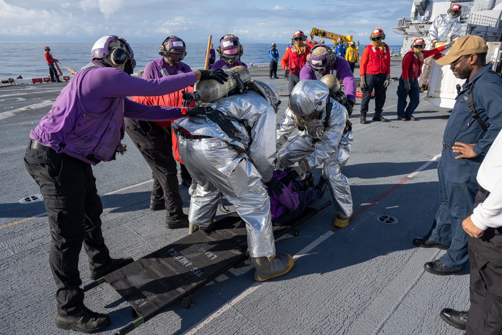 USS America (LHA 6) Conducts Flight Deck Firefighting Training