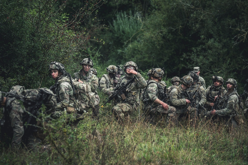 Sky Soldiers Attack Opposing Forces During Saber Junction 24