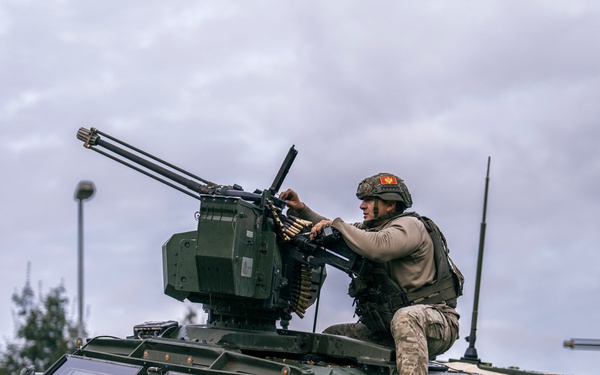 Sky Soldiers Attack Opposing Forces During Saber Junction 24