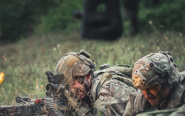 Sky Soldiers Attack Opposing Forces During Saber Junction 24
