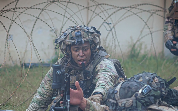 Sky Soldiers Attack Opposing Forces During Saber Junction 24