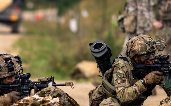 Sky Soldiers Attack Opposing Forces During Saber Junction 24